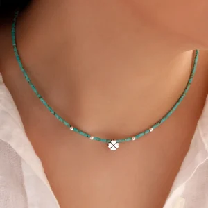 گردنبند گل شبدر با گوی و فیروزه